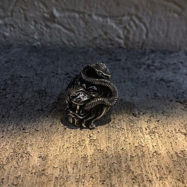 EYHIMD Lion and Snake Stainless Steel Ring Men's Punk Chimera Biker Ring Mythology Animal Jewelry