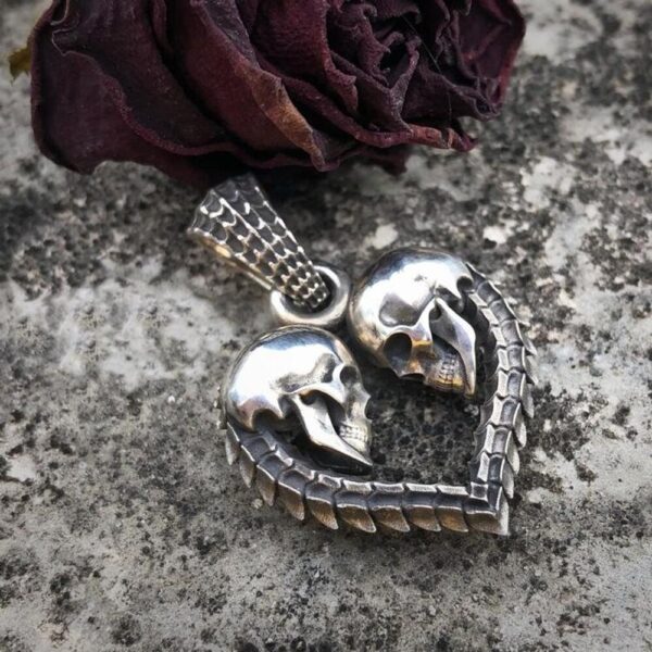 EYHIM Unique Double Skull Heart Men Necklace Pendant Fashion Unisex Jewelry Gothic Couple Pendants Gift