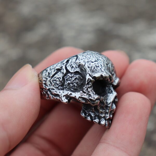 Mens Boys Vintage 316L Stainless Steel Rugged Skull Rings Fashion Punk Party Biker Jewelry