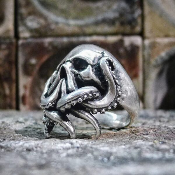 EYHIMD Goth Octopus Skull Ring Punk 316L Stainless Steel Seaman Rings Men Biker Jewelry Gift for Sailor